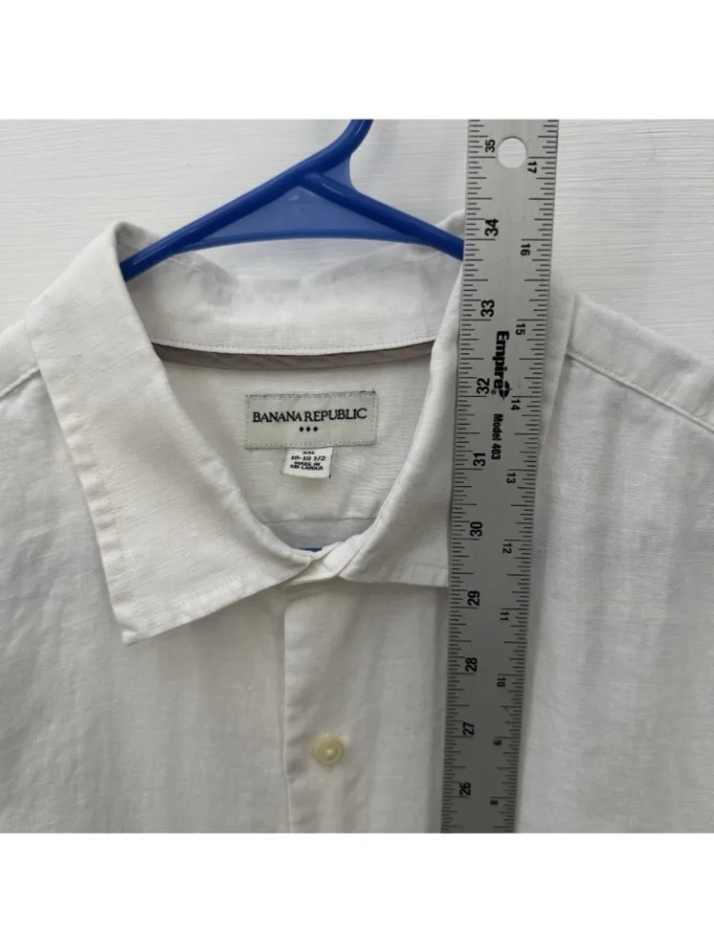 Banana Republic brand banana